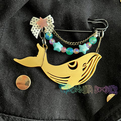 Gold Whale | Handmade 75mm Black pin