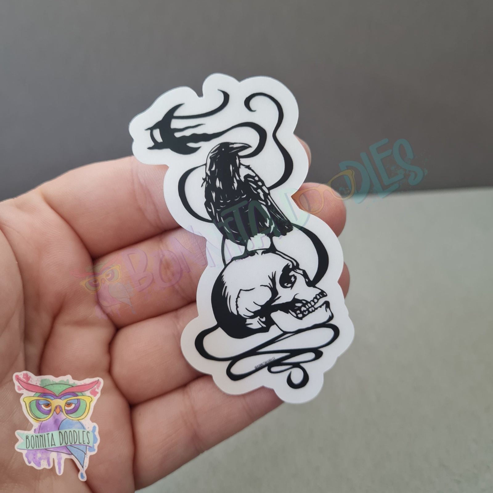 Raven Skull | Medium vinyl sticker