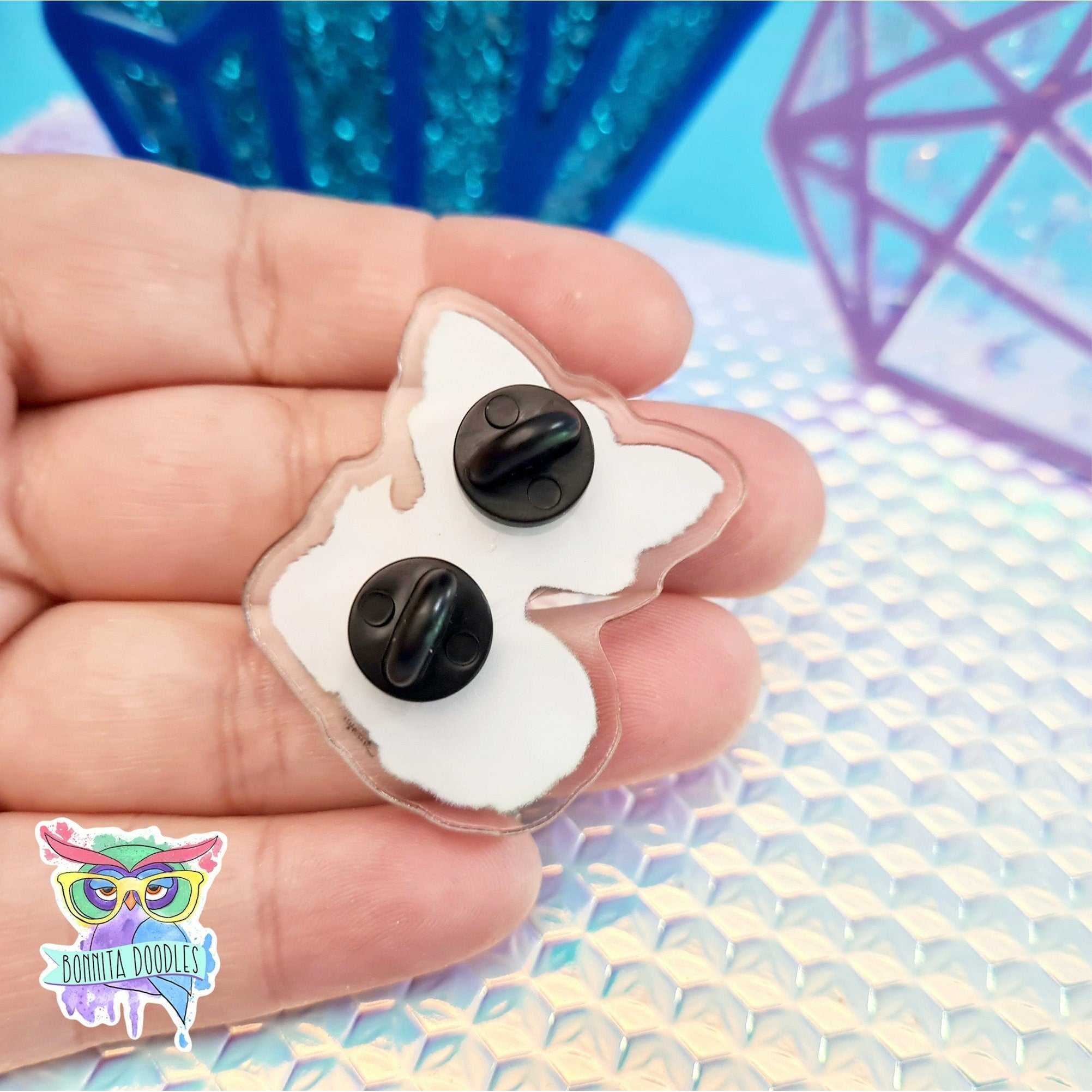 Pride, Spectrum pin badge